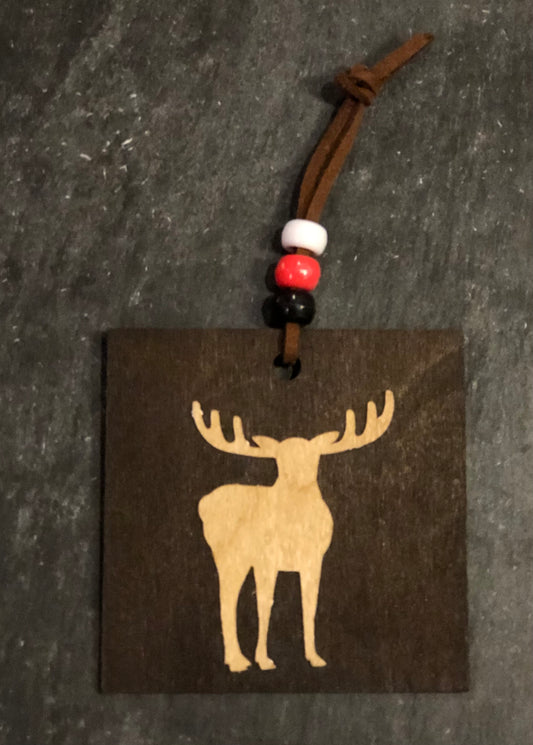 Moose  (standing)